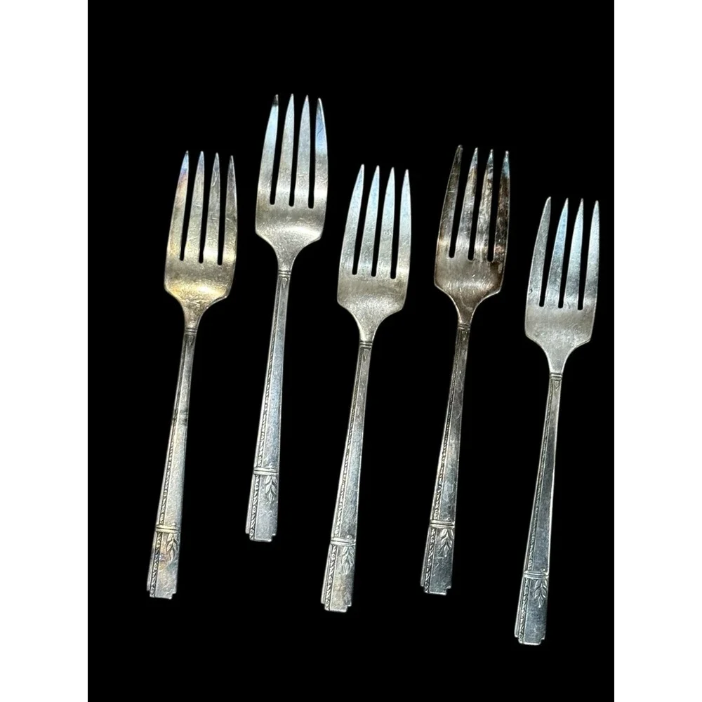 Vintage Oneida Grenoble‎ Prestige Silverplate Flatware Set 28 Pc 1938 Heirloom